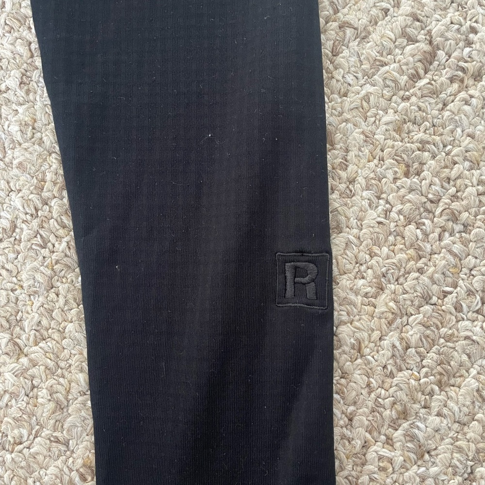 Patagonia Women’s R1® Pullover (Polartec® Power Dry®) - Picture 9 of 13